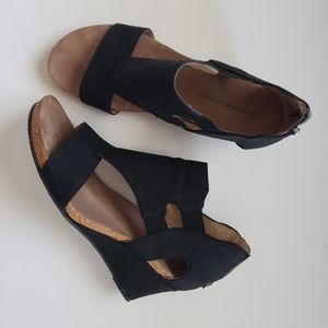 Adrienne Vittadini Telli Wedge Sandal